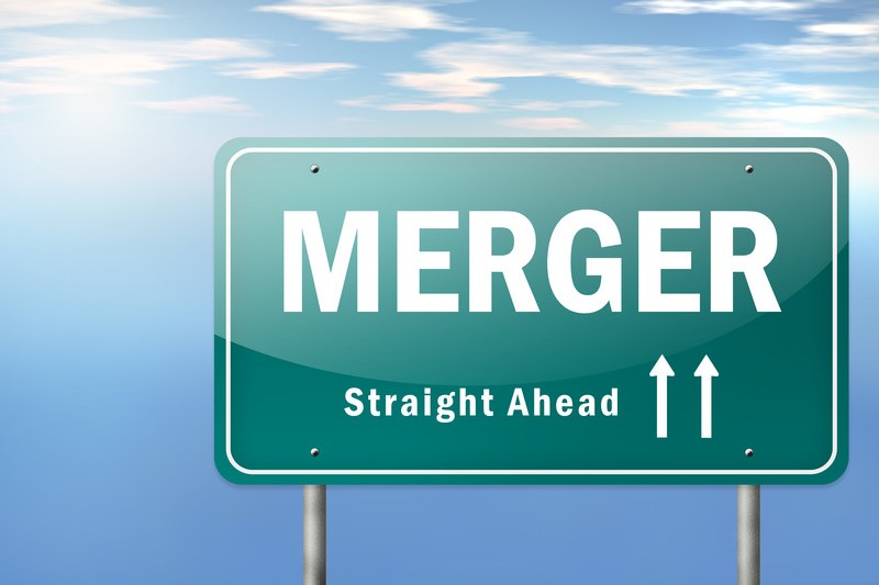 Merger straight ahead sign